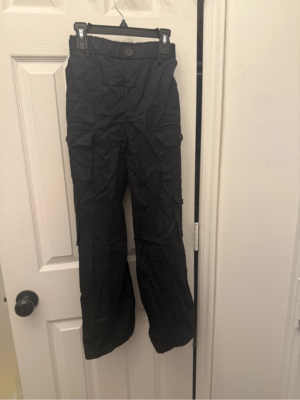 SHEIN Black Youth Cargo Trousers with Utility Pockets NWT never worn